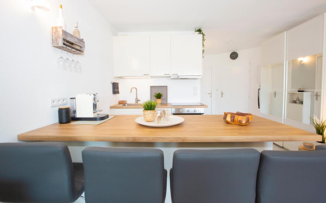 Apartament La Vie Est Belle Gassin Zewnętrze zdjęcie
