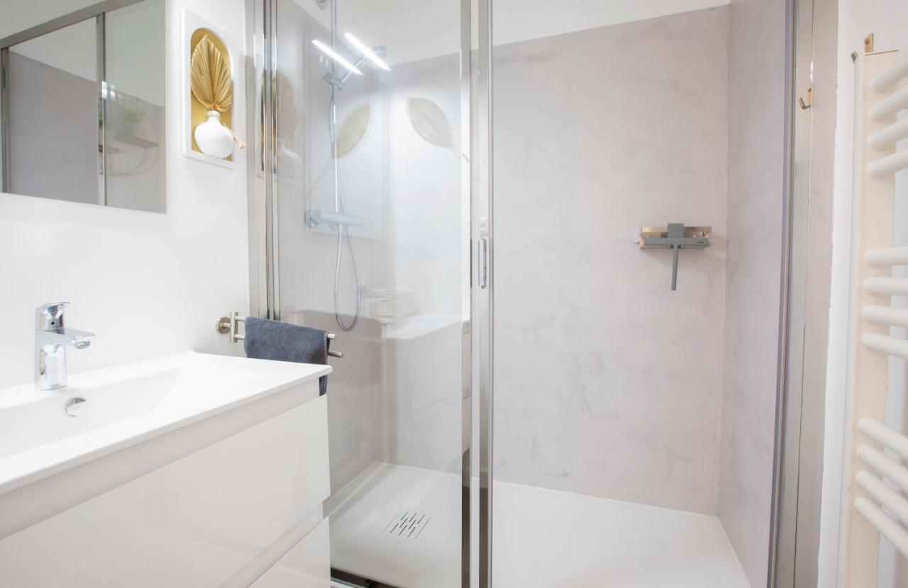 Apartament La Vie Est Belle Gassin Zewnętrze zdjęcie